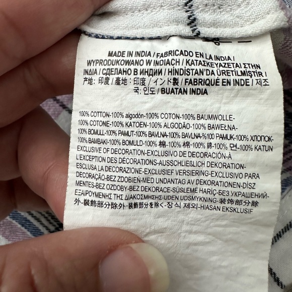 Vans Women’s Box Car Cropped Flannel Button Down Size XL - Picture 6 of 10